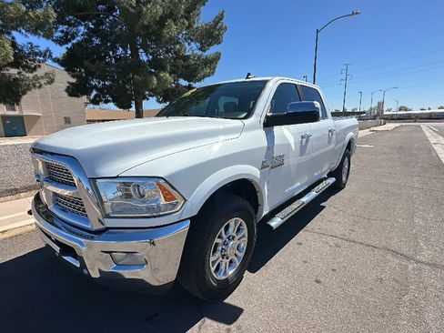 Used 2018 RAM 2500 Laramie image 10