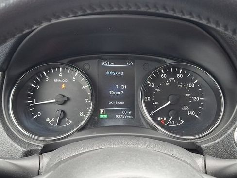 Used 2017 Nissan Rogue SL w/ SL Premium Package AWD/4WD image 14