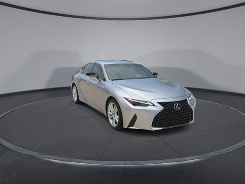 Used 2024 Lexus IS 300 w/ Comfort Package RWD image 3