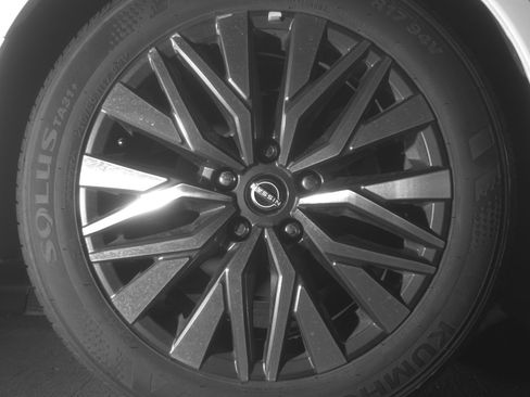 Used 2025 Nissan Altima 2.5 SV image 15