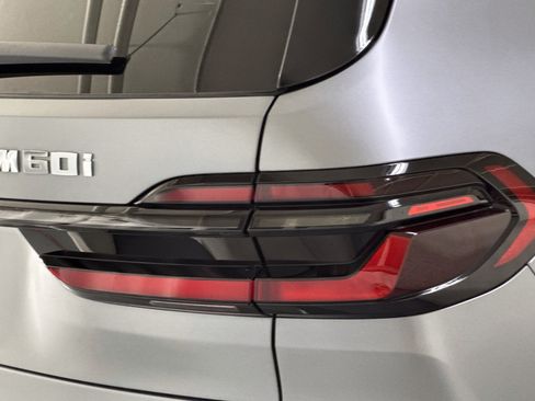 Used 2026 BMW X7 M60i AWD/4WD image 27