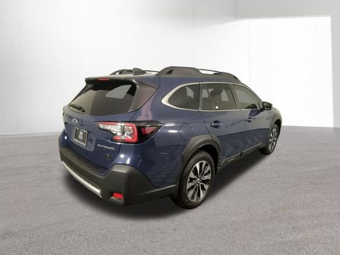 Used 2025 Subaru Outback Limited w/ Popular Package #2 AWD/4WD image 12