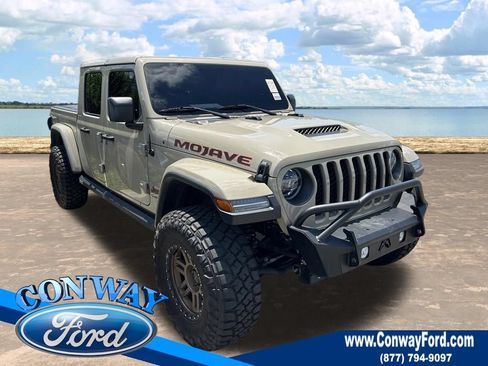 Used 2022 Jeep Gladiator Mojave w/ LED Lighting Group AWD/4WD image 1