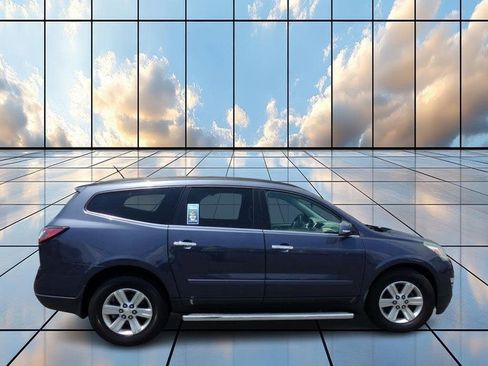 Used 2014 Chevrolet Traverse LT w/ LPO, 'HIT The Road' Package image 1