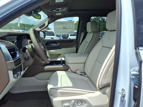 New 2026 GMC Yukon Denali w/ Sun & Power Step Package RWD image 20