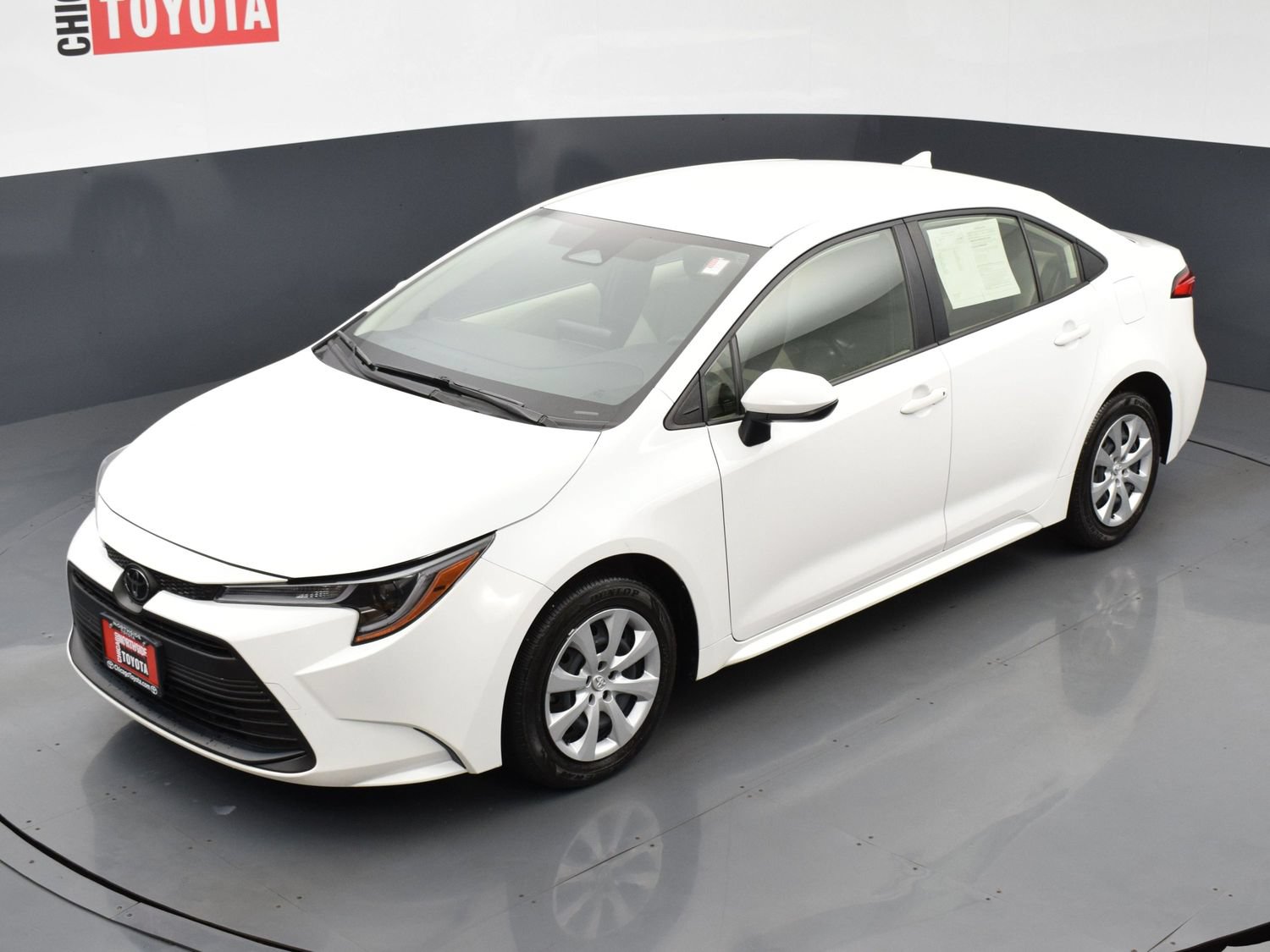 Used 2024 Toyota Corolla LE FWD image 23