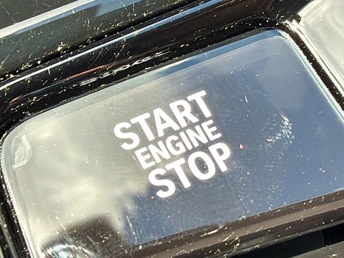 Used 2024 BMW 540i xDrive 540i xDrive w/ Premium Package image 34