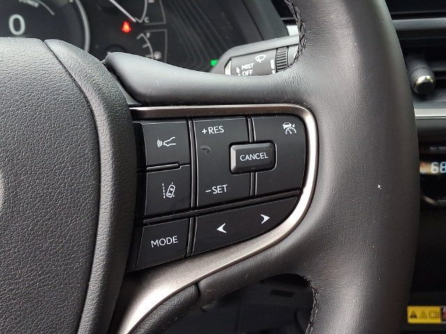 Used 2024 Lexus UX 250h AWD w/ Premium Package image 23