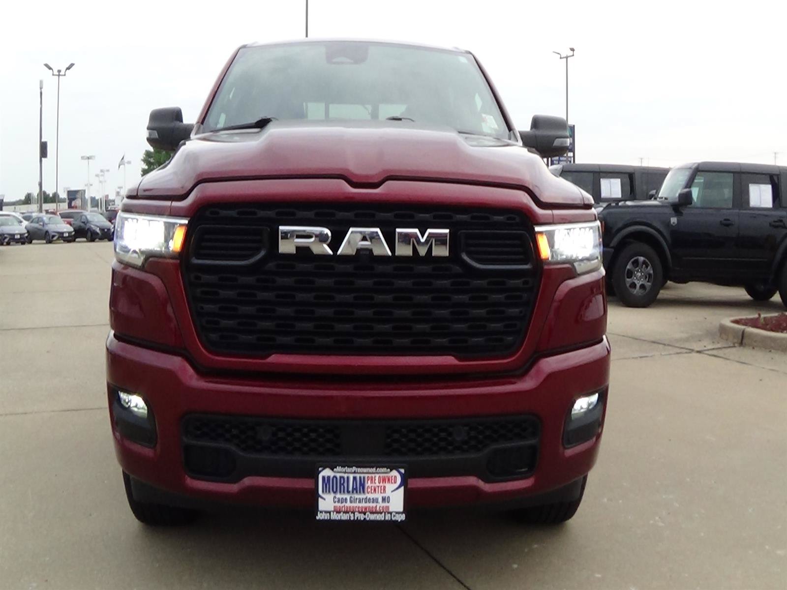 Used 2025 RAM 1500 Big Horn AWD/4WD image 3