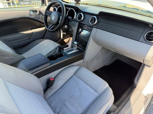 Used 2008 Ford Mustang DELUXE COUPE image 13