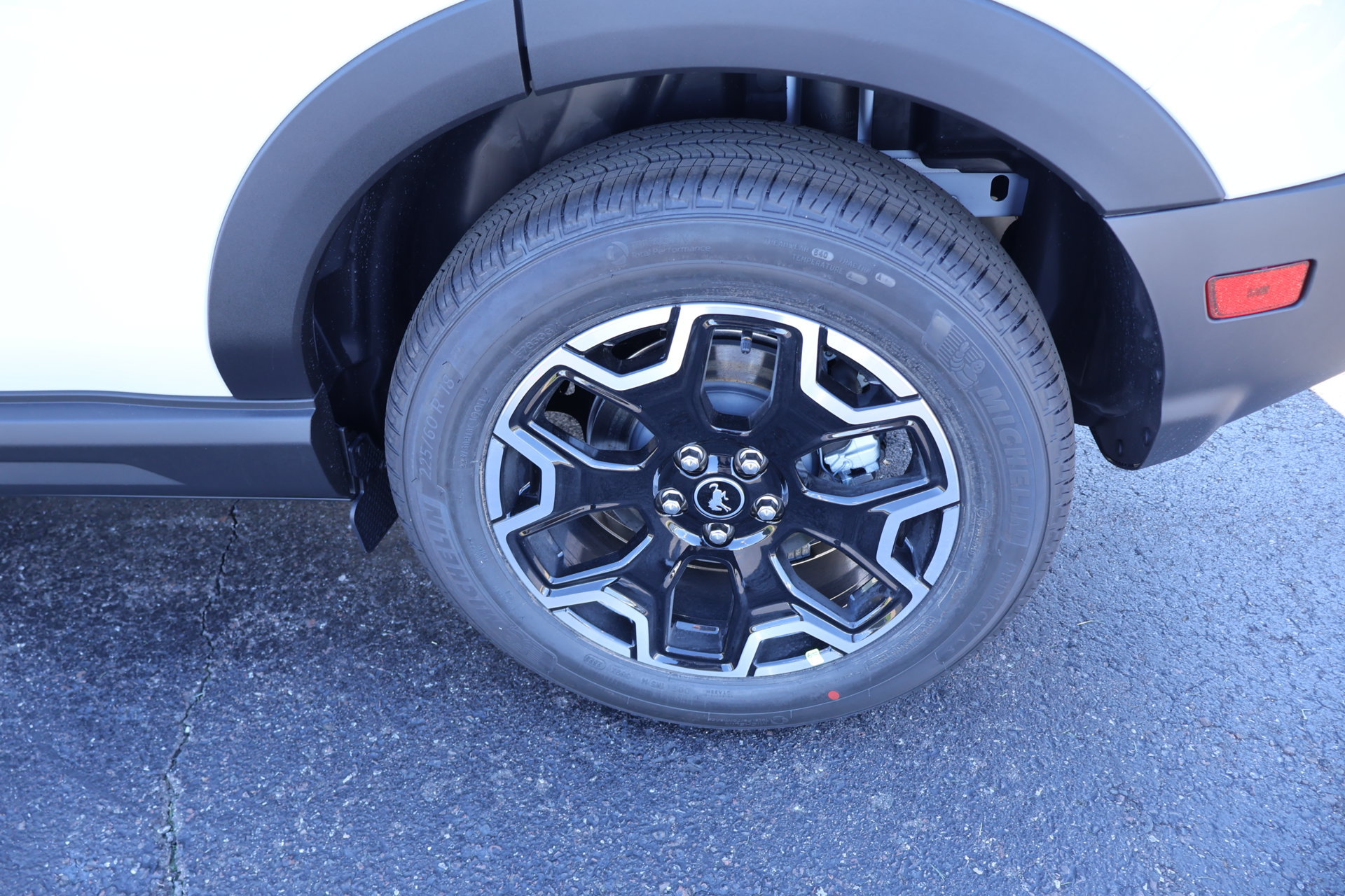 New 2026 Ford Bronco Sport Outer Banks w/ Outer Banks Tech Package+ AWD/4WD image 19