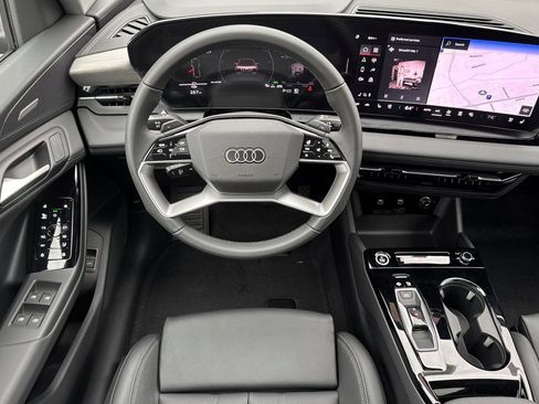 New 2025 Audi Q6 e-tron Premium Plus image 11