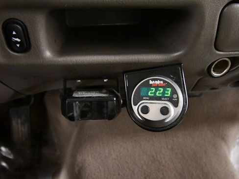 Used 2003 Ford F350 Lariat image 24