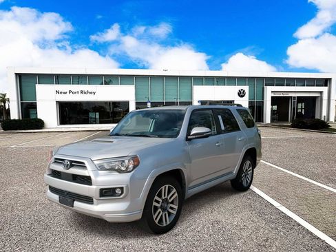 Used 2022 Toyota 4Runner TRD Sport image 4