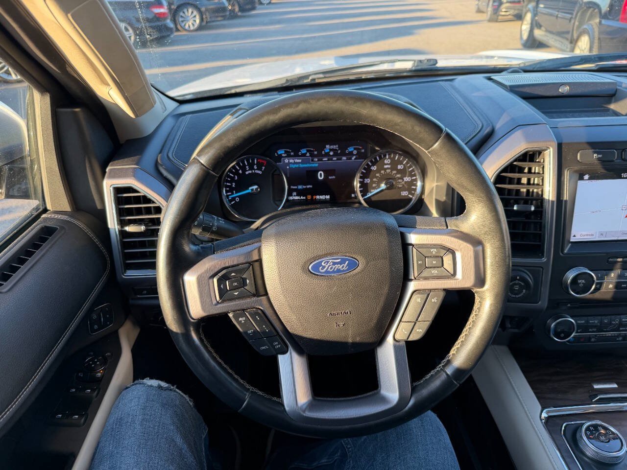 Used 2018 Ford Expedition Platinum RWD image 55