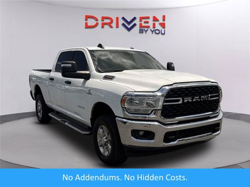 Used 2024 RAM 2500 Big Horn w/ Off Road Package AWD/4WD image 1