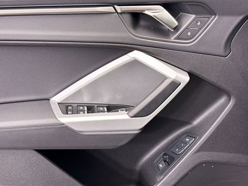 Certified 2025 Audi Q3 2.0T Premium w/ Convenience Package image 21