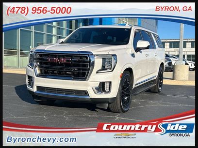 Used 2023 GMC Yukon XL SLT w/ SLT Premium Package