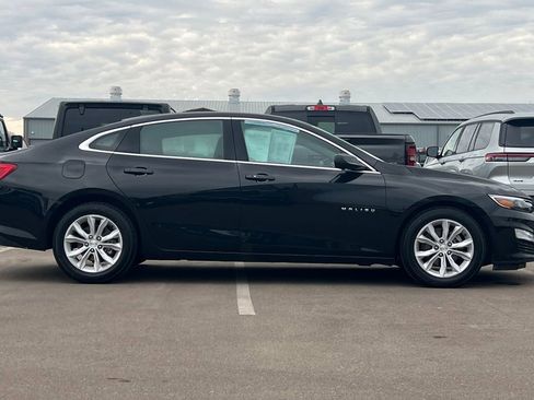 Used 2023 Chevrolet Malibu LT image 3