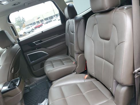 Used 2021 Kia Telluride SX w/ Nightfall Edition Package image 31