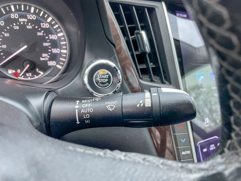 Used 2018 INFINITI Q50 Luxe w/ Essential Package (3.0T Luxe) image 14