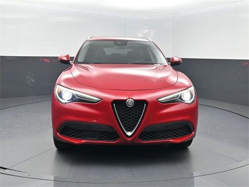Used 2020 Alfa Romeo Stelvio image 38