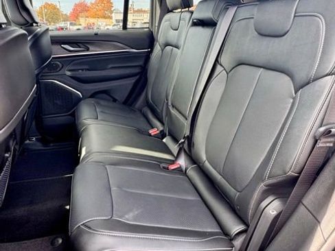 New 2025 Jeep Grand Cherokee Overland w/ Adv Protech Group III image 12