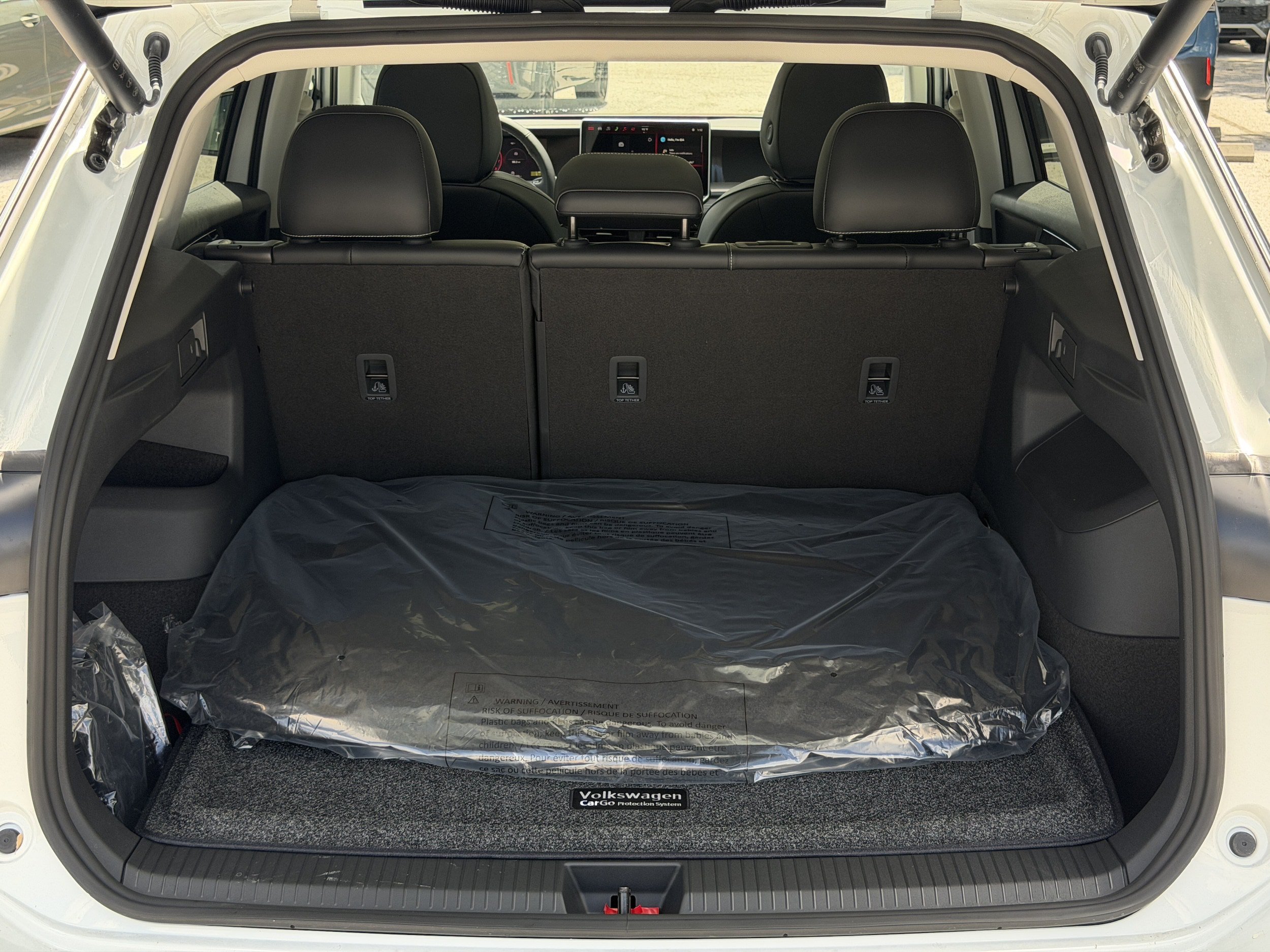 New 2026 Volkswagen Tiguan SE FWD image 11