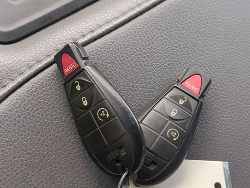 Used 2018 RAM 2500 Big Horn image 33