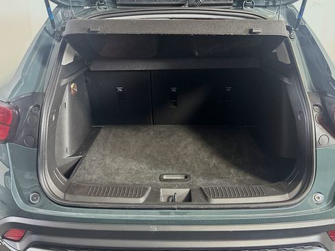 Used 2025 Chevrolet Trax LT image 29