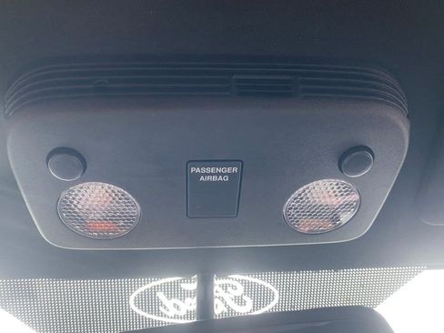 Used 2017 Ford Mustang Coupe image 22