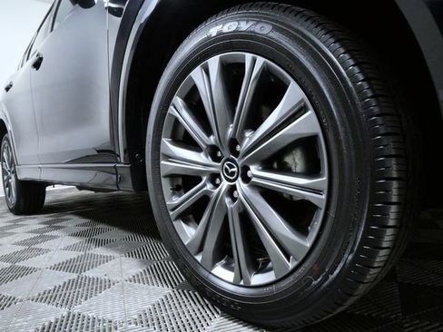Used 2025 MAZDA CX-5 Signature image 2