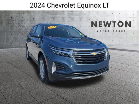 Used 2024 Chevrolet Equinox LT FWD image 1