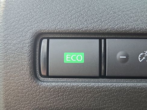 Used 2023 Nissan Sentra SV FWD image 24