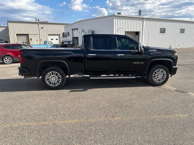 Used 2022 Chevrolet Silverado 3500 High Country AWD/4WD image 4
