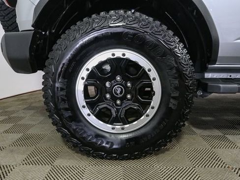 Used 2023 Ford Bronco Outer Banks w/ Sasquatch Package image 13