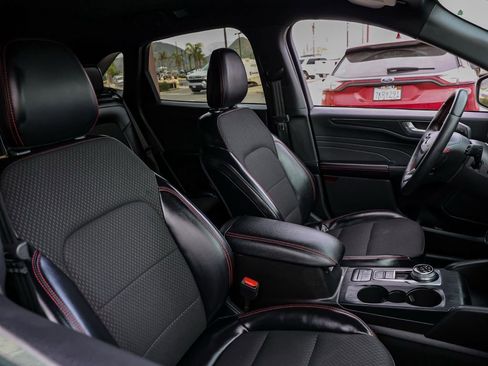 Used 2024 Ford Escape ST-Line image 21