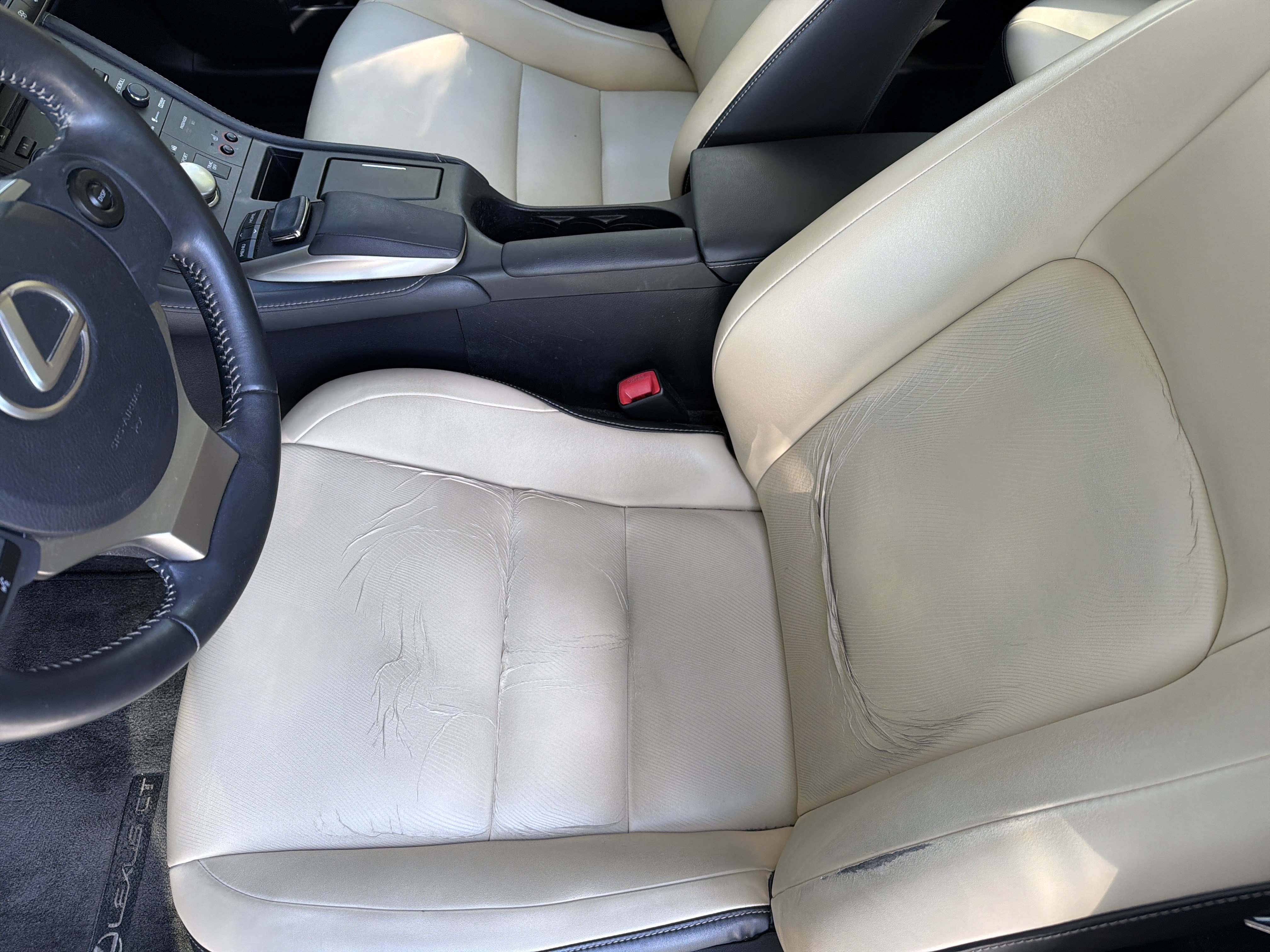 Used 2015 Lexus CT 200h w/ Navigation Package FWD image 16