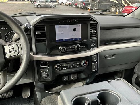 Used 2023 Ford F150 XLT image 6