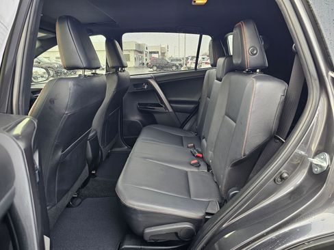 Used 2017 Toyota RAV4 SE w/ Power Extra Value Package AWD/4WD image 17