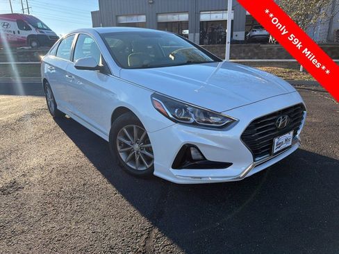 Used 2018 Hyundai Sonata SE image 1