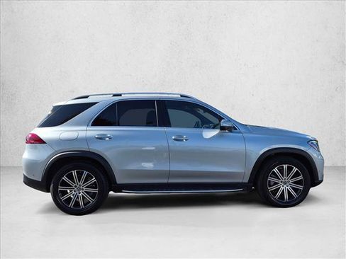 Certified 2024 Mercedes-Benz GLE 450 4MATIC image 4