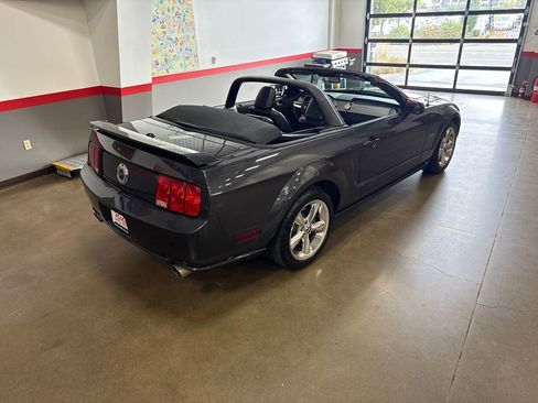 Used 2007 Ford Mustang GT image 31
