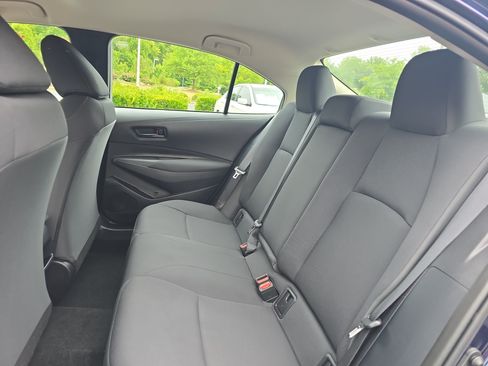 Used 2022 Toyota Corolla LE FWD image 13