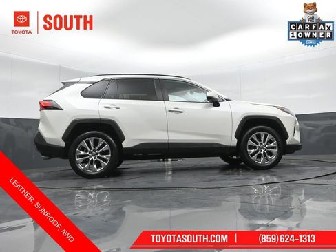 Certified 2022 Toyota RAV4 Limited image 34
