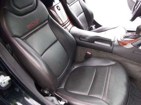 Used 2007 Pontiac Solstice GXP w/ Premium Package RWD image 22