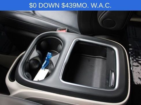 Used 2023 Chrysler Pacifica Touring-L image 44