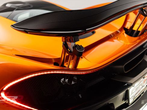 Used 2014 McLaren P1 image 25