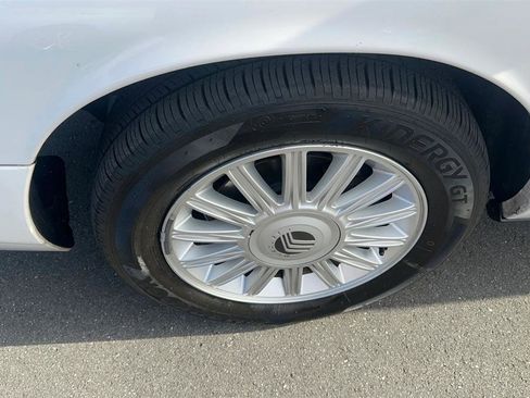 Used 2011 Mercury Grand Marquis LS RWD image 15