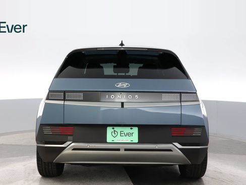 Used 2024 Hyundai Ioniq 5 SEL RWD image 15
